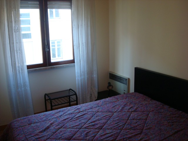 Bedroom (view 1)
